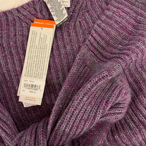 🎁 NWOT Boho shawl wrap - Picture 3 of 4